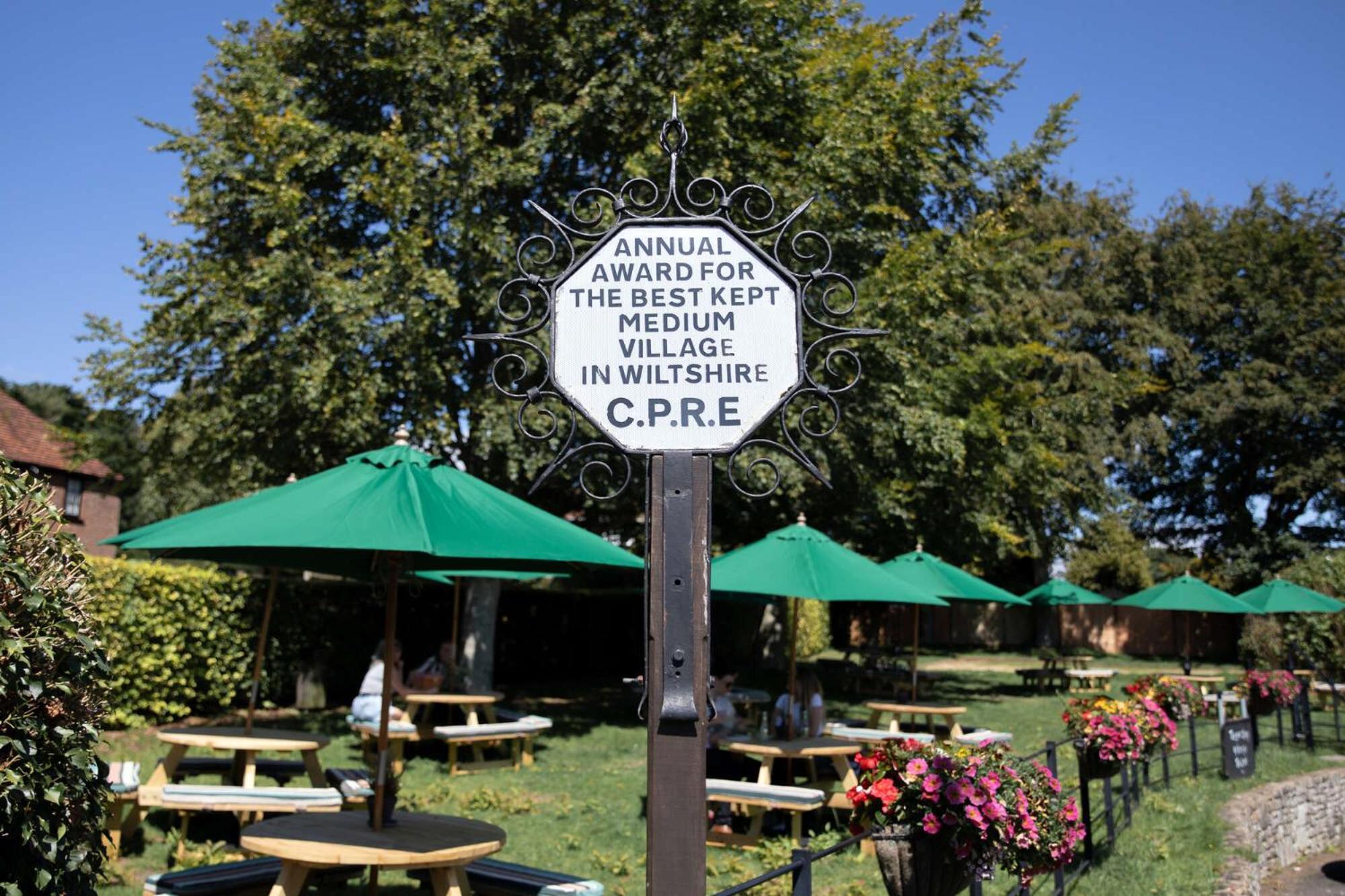 The Lamb Inn Hindon Екстериор снимка